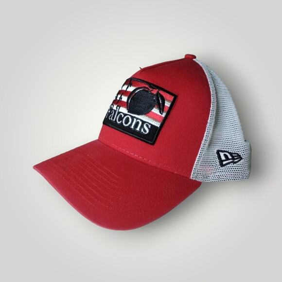 Men's New Era Red Atlanta Falcons Local Patch Trucker 9FORTY Snapback Hat - Picture 1 of 6